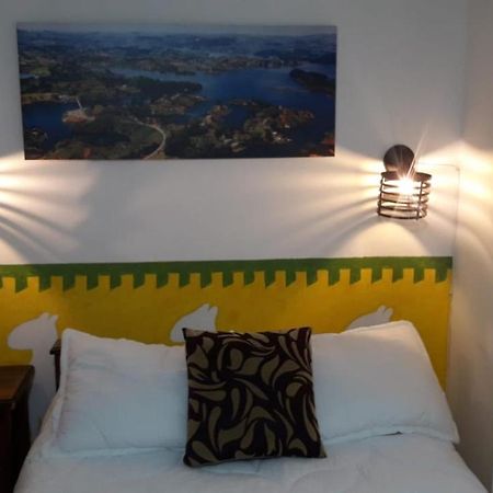 Hostel-Affordable Rooms With Private Bathroom San Juan Guatapé 외부 사진